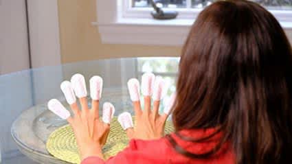 5 Minute Mani Healing Hands and Cuticle Mask_2